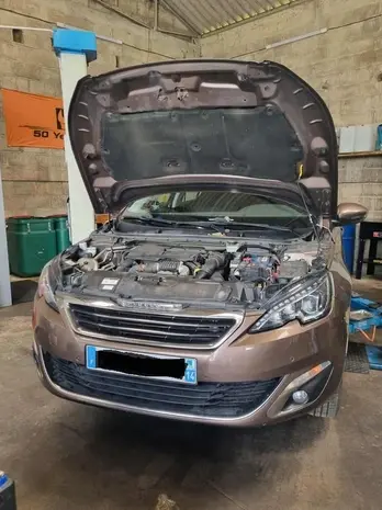 detailing automobile à Saint-Lô - image 3